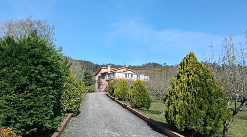 Pontevedra - Cerdedo - 3276m2