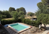Chalet independiente con terreno en venta en Villena ref: TR414934 foto