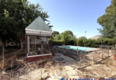 Chalet independiente con terreno en venta en Villena ref: TR414934 foto