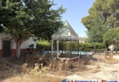Chalet independiente con terreno en venta en Villena ref: TR414934 foto