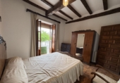 Chalet independiente con terreno en venta en Las Ventas con Peña Aguilera ref: TR414935 foto