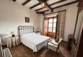 Chalet independiente con terreno en venta en Las Ventas con Peña Aguilera ref: TR414935 foto