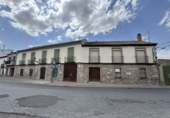 Chalet independiente con terreno en venta en Las Ventas con Peña Aguilera ref: TR414935 foto