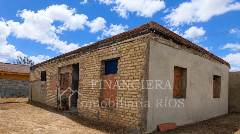 Sevilla - Alcalá de Guadaíra - 2614m2