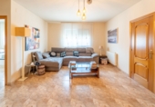 Chalet independiente con terreno en venta en la España, Móra d'Ebre, ref: TR414948 foto