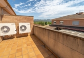 Chalet independiente con terreno en venta en la España, Móra d'Ebre, ref: TR414948 foto