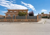 Chalet independiente con terreno en venta en la España, Móra d'Ebre, ref: TR414948 foto