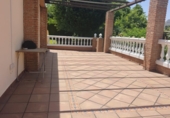 Chalet independiente con terreno en venta en La Guardia de Jaén ref: TR414969 foto