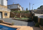 Chalet independiente con terreno en venta en Lloret de Mar ref: TR414965 foto