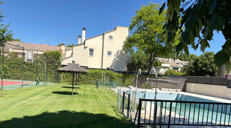 Comunidad de Madrid - Pozuelo de Alarcón - 242m2
