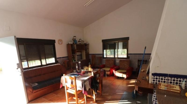 València - Chelva - 32485m2