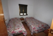 Chalet independiente con terreno en venta en la España, Chelva, ref: TR414999 foto