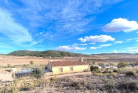 Yecla 12800&nbsp;m²