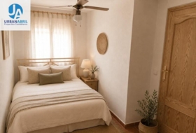 Busot 1800&nbsp;m²