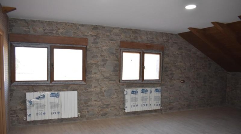 Burgos - Barrio de Bricia - 1910m2