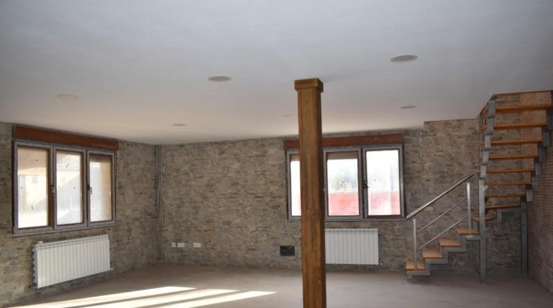 Burgos - Barrio de Bricia - 1910m2