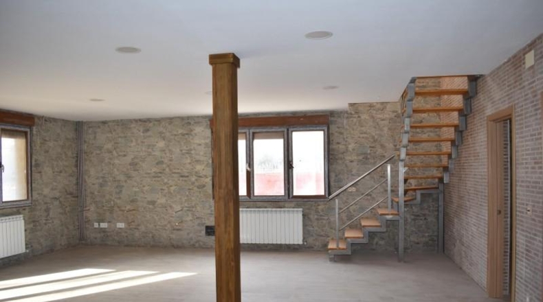 Burgos - Barrio de Bricia - 1910m2