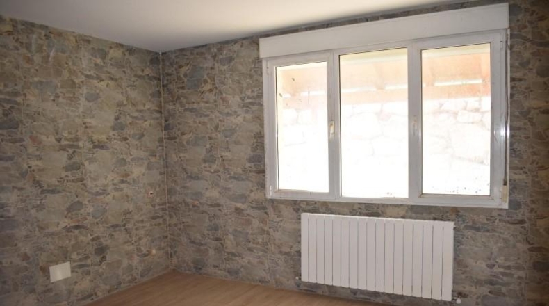 Burgos - Barrio de Bricia - 1910m2