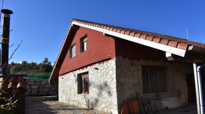 Burgos - Barrio de Bricia - 1910m2