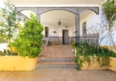 Chalet independiente con terreno en venta en la España, Albolote, ref: TR415058 foto