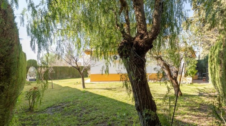 Гранада - Albolote - 549m2