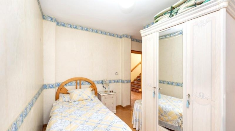 Гранада - Albolote - 549m2
