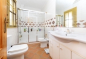 Chalet independiente con terreno en venta en la España, Albolote, ref: TR415058 foto