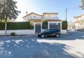 Chalet independiente con terreno en venta en la España, Albolote, ref: TR415058 foto
