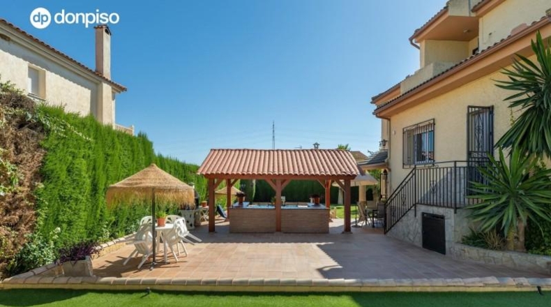 Гранада - Villa de Otura - 872m2