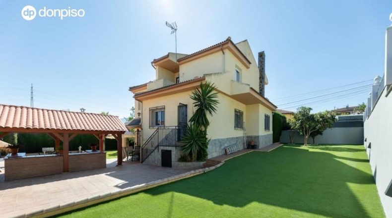 Гранада - Villa de Otura - 872m2