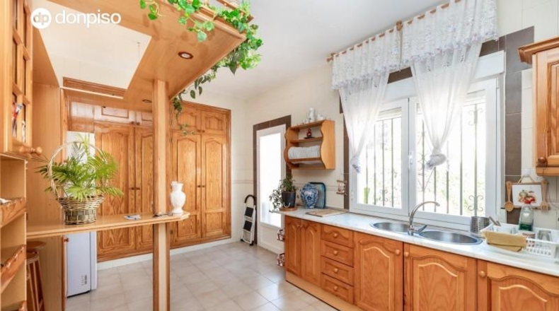 Гранада - Villa de Otura - 872m2