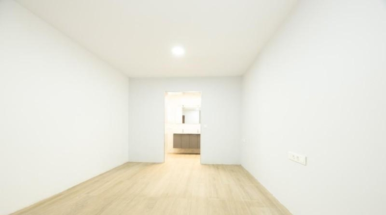 Barcelona - Sant Hipòlit de Voltregà - 410m2