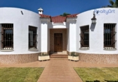 Chalet independiente con terreno en venta en la España, Espartinas, ref: TR411561 foto