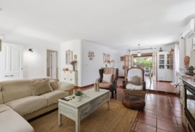 La Pobla de Vallbona 804&nbsp;m²