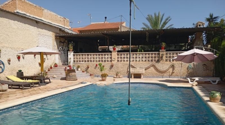 Alicante - Novelda - 566m2