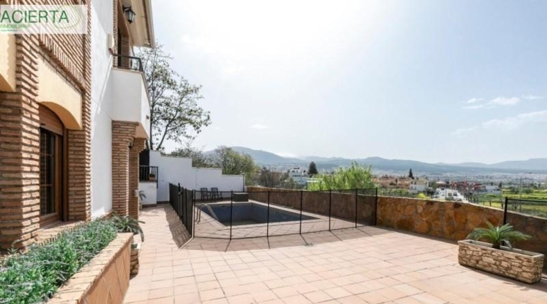 Granada - Huétor Vega - 912m2