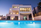 Chalet independiente con terreno en venta en la España, La Zubia, ref: TR363940 foto