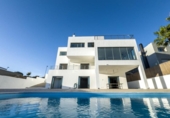 Chalet independiente con terreno en venta en la España, La Zubia, ref: TR363940 foto