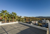 Chalet independiente con terreno en venta en la España, La Zubia, ref: TR363940 foto