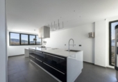 Chalet independiente con terreno en venta en la España, La Zubia, ref: TR363940 foto