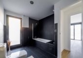 Chalet independiente con terreno en venta en la España, La Zubia, ref: TR363940 foto