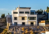 Chalet independiente con terreno en venta en la España, La Zubia, ref: TR363940 foto