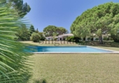 Chalet independiente con terreno en venta en la España, Platja d'Aro, ref: TR166493 foto