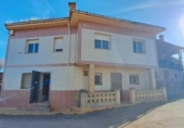 Chalet independiente con terreno en venta en la España, Pola de Siero, ref: TR415108 foto