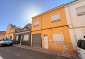 Casa de pueblo en venta en la España, Almansa, ref: TR415185 foto