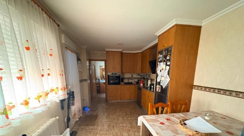 Albacete - Almansa - 205m2