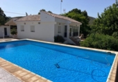 Chalet independiente con terreno en venta en la España, Llombai, ref: TR415205 foto