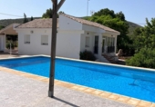 Chalet independiente con terreno en venta en la España, Llombai, ref: TR415205 foto