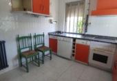 Chalet independiente con terreno en venta en la España, León, ref: TR411802 foto