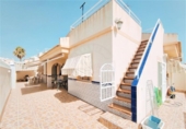 Chalet independiente con terreno en venta en la España, Torrevieja, ref: TR415222 foto